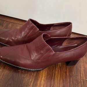 Denver Hayes Elegant Burgundy Women's casual heels